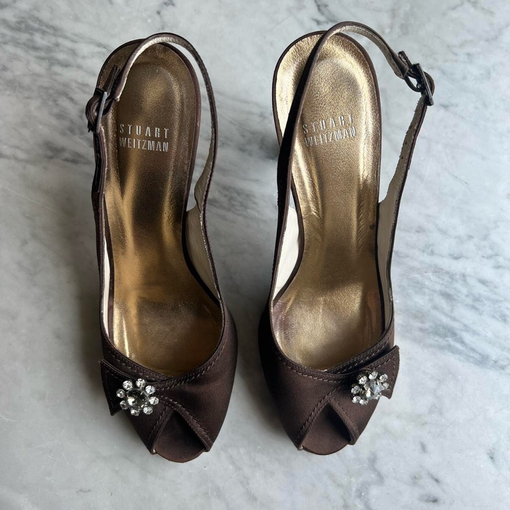 Stuart Weitzman Chocolate Brown Satin Slingback Heels – Size 8 - Picture 2 of 7
